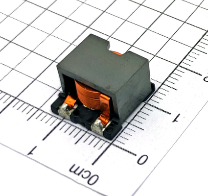 ตัวเหนี่ยวนำกระแสไฟสูงกระแสตรงแบบแบน SMD สำหรับตัวแปลง DC