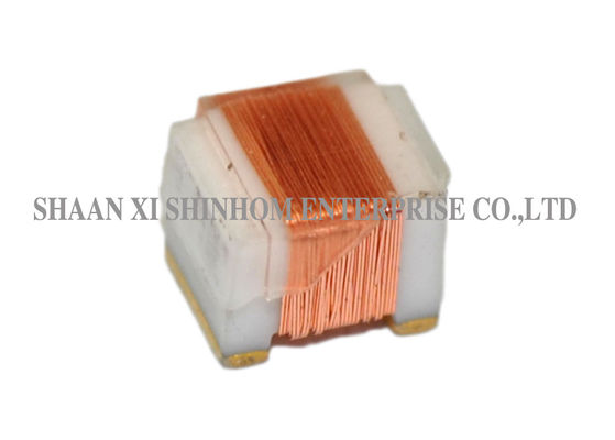 Surface Mount Wire แผลตัวเหนี่ยวนำชิปที่กำหนดเองเหนี่ยวนำ SRF ที่ยอดเยี่ยม