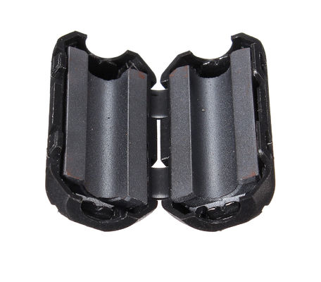 Suppressors EMI / EMC แกนเฟอร์ไรต์แยกขนาดเล็กที่มีช่วงความถี่กว้าง